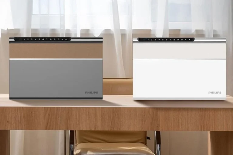 Két sắt Philip SBX102 với hai phiên bản màu trẻ trung, hiện đại