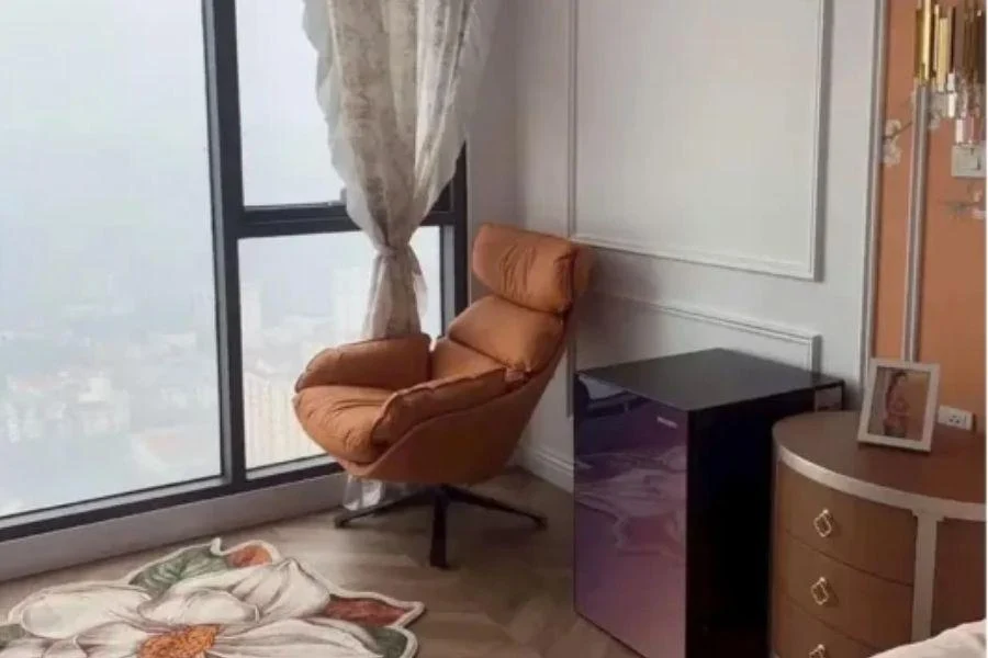 Kiểm tra và đóng chặt cửa két để tắt cảnh báo và bảo vệ tài sản