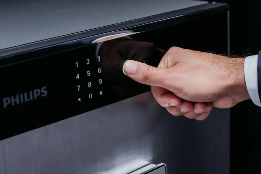 Két sắt SBX701 cho phép tối đa 30 dấu vân tay